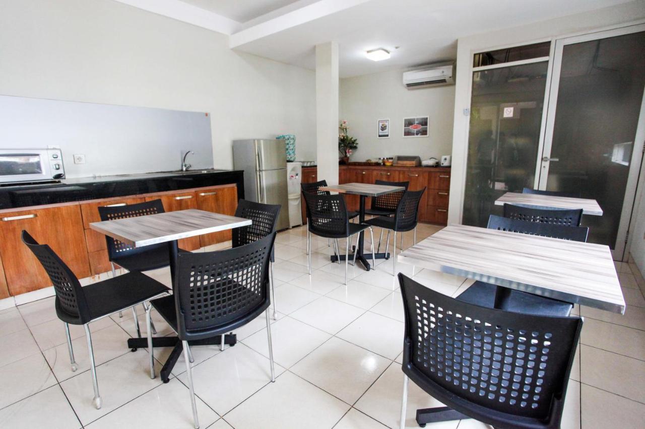 Legreen Suite Pejompongan Джакарта Екстер'єр фото